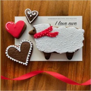 I love ‘Ewe’ (hand-iced biscuits)
