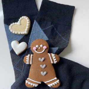 Mens socks with biscuit gift gingerbread men