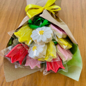 Flower biscuit bouquet gift shortbread chocolate vanilla gift