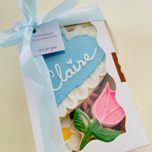 Iced biscuits personalized with name