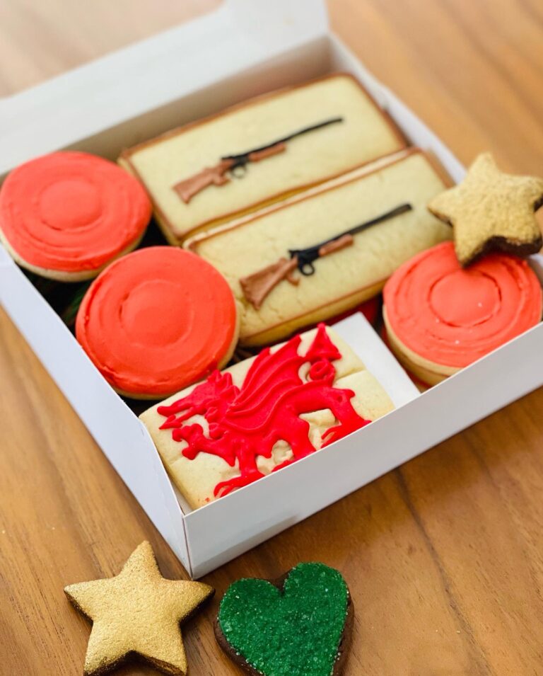 Clay pigeon themed birthday biscuit gift box